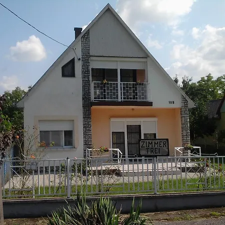 Holiday home Rakoczi Utcai Nyaralo