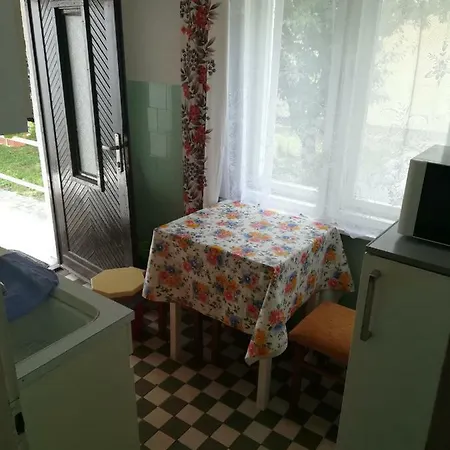 Semesterbostad Rakoczi Utcai Nyaralo